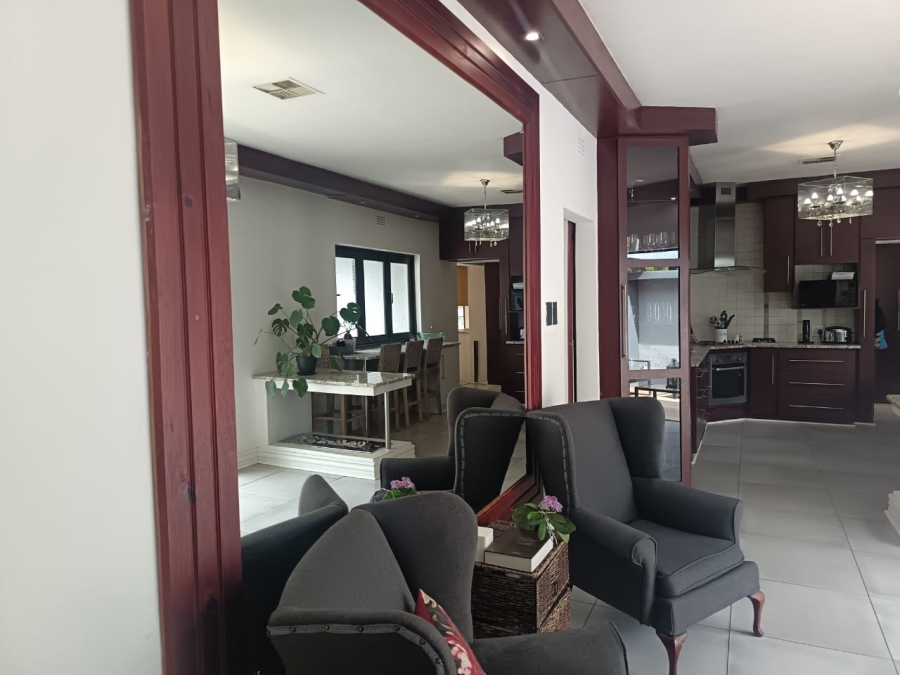 5 Bedroom Property for Sale in Monument Heights Northern Cape